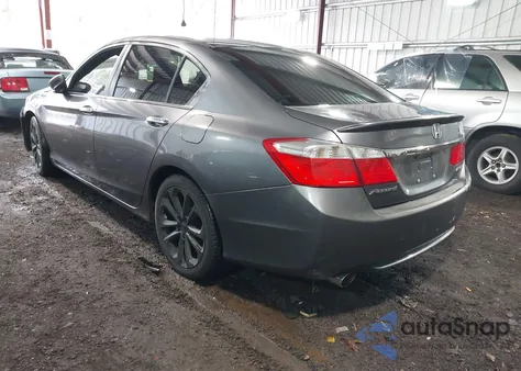 2013 Honda Accord Sport z USA, uszkodzony, nr VIN 1HGCR2F50DA068317